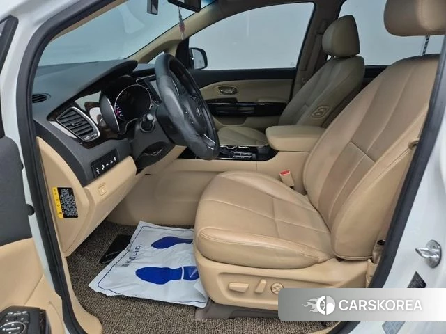 Kia The New Carnival 2019 Белый из Кореи, фото 2