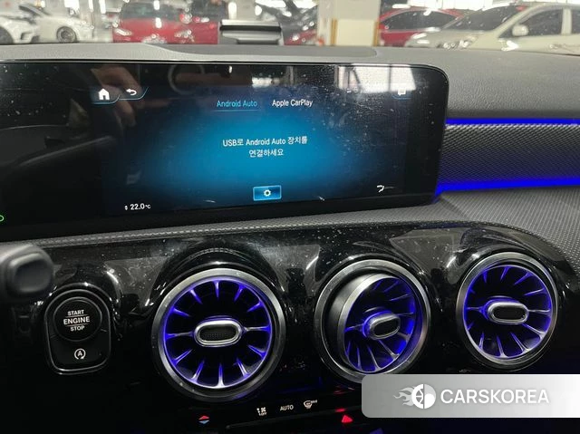 Mercedes-Benz A-Class W177 2021 Белый из Кореи, фото 2