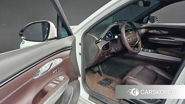 Genesis GV70 2021 Белый из Кореи, фото 2