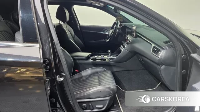 Genesis G70 2018 Черный из Кореи, фото 2