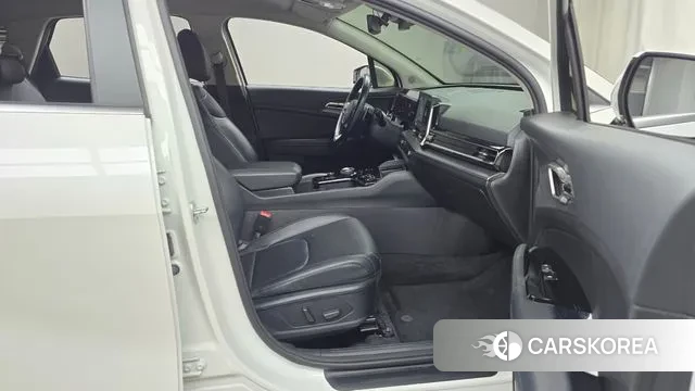 Kia Sportage 5th Generation 2021 Белый из Кореи, фото 2