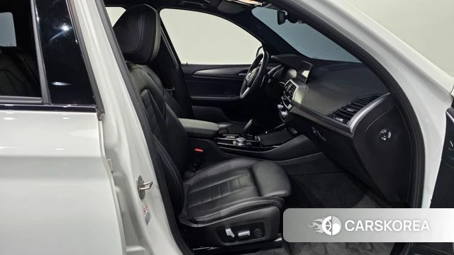 BMW X3 (G01) 2021 Белый из Кореи, фото 2