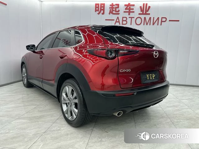 Mazda CX-30 2022 Красный из Китая, фото 2