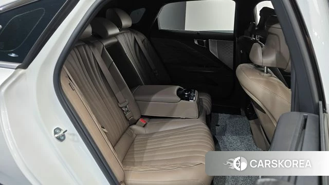 Kia K8 Hybrid 2023 Белый из Кореи, фото 2