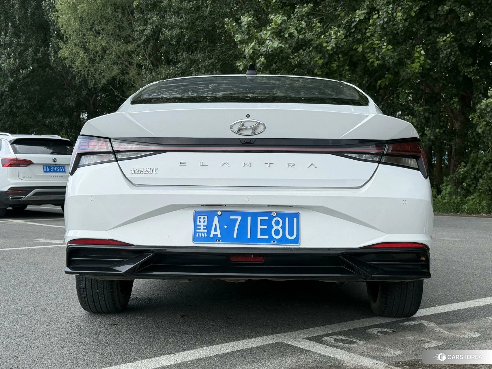 Hyundai Elantra 2022 Белый из Китая, фото 2