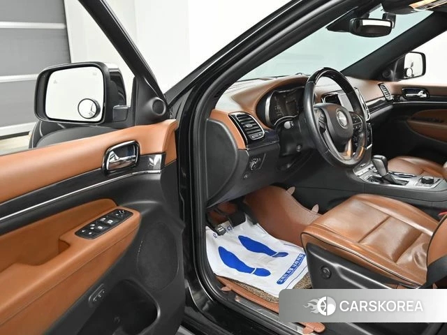 Jeep Grand Cherokee 2020 Черный из Кореи, фото 2
