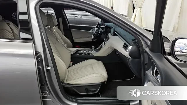 Genesis The New G70 2021 Серебряный из Кореи, фото 2