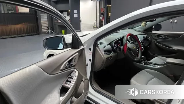 Chevrolet (GM Daewoo) All New Malibu 2018 Белый из Кореи, фото 2