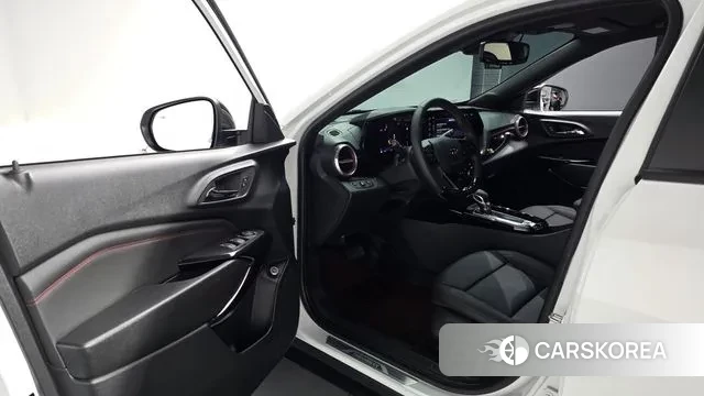 Chevrolet (GM Daewoo) Trax Crossover 2025 Белый из Кореи, фото 2