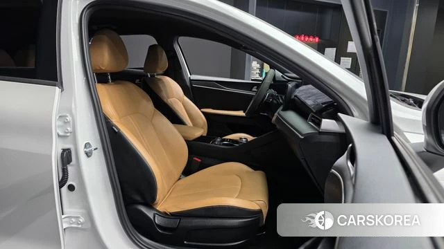 Kia K5 3rd generation 2022 Белый из Кореи, фото 2