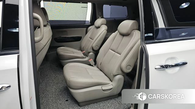 Kia The New Carnival 2018 Белый из Кореи, фото 2