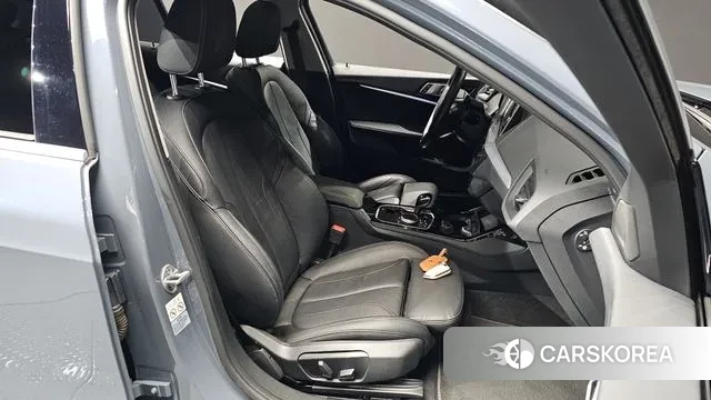 BMW 1 Series (F40) 2021 Серый из Кореи, фото 2