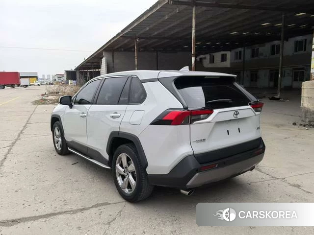 Toyota RAV4 Rongfang 2022 Серебристо-серый из Китая, фото 2