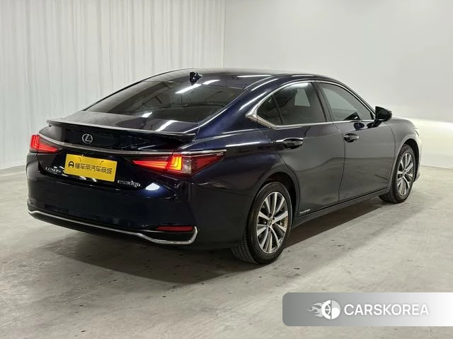 Lexus ES 2021 Синий из Китая, фото 2