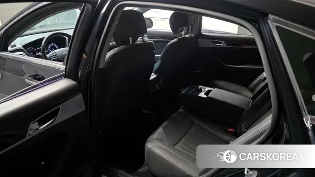 Genesis G80 2019 Черный из Кореи, фото 2