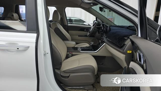 Kia Carnival 4th generation 2021 Белый из Кореи, фото 2