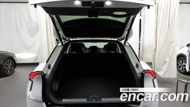 Kia EV6 2023 Белый из Кореи, фото 2