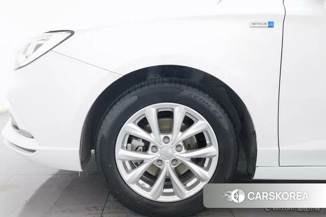 Roewe i5 2020 Белый из Китая, фото 2