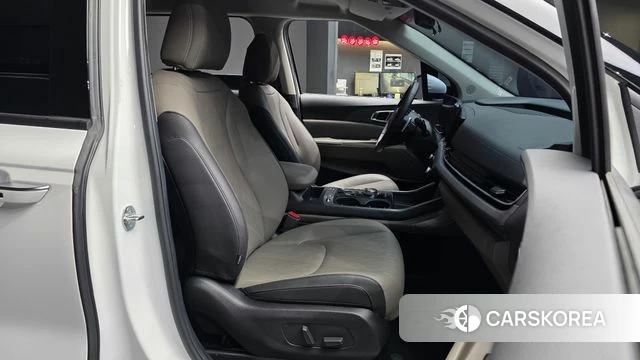 Kia The New Carnival 4th Generation 2023 Белый из Кореи, фото 2