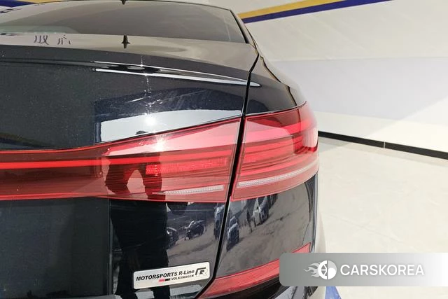 Volkswagen Passat 2023 Черный из Китая, фото 2
