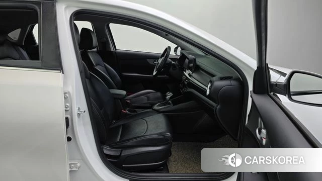 Kia Come New K3 2021 Белый из Кореи, фото 2