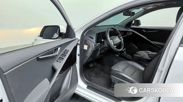 Kia Di Ol Nu Niro 2022 Белый из Кореи, фото 2