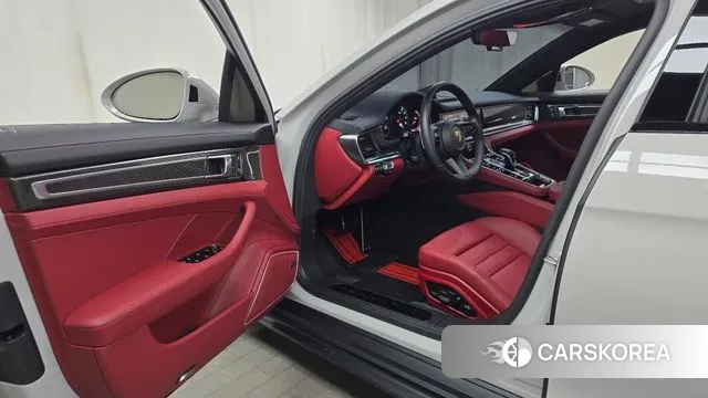 Porsche Panamera (971) 2024 Серый из Кореи, фото 2