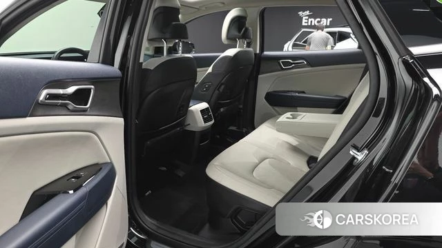 Kia Sportage 5th Generation Hybrid 2022 Черный из Кореи, фото 2