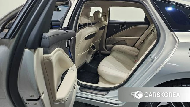 Kia The New K8 Hybrid 2025 Жемчужный цвет из Кореи, фото 2