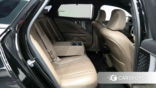 Kia K8 2022 Черный из Кореи, фото 2