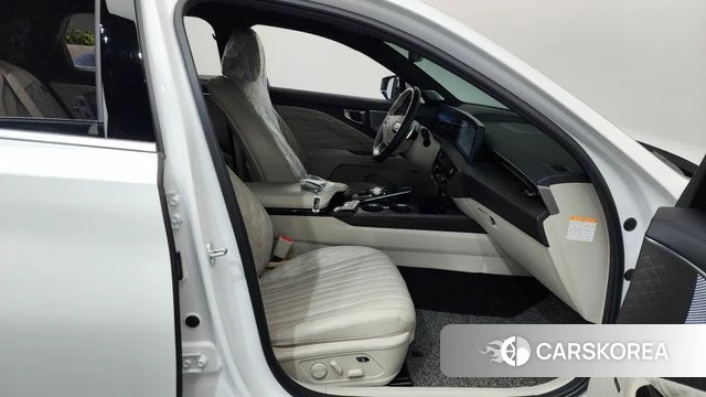 Kia K8 Hybrid 2024 Белый из Кореи, фото 2