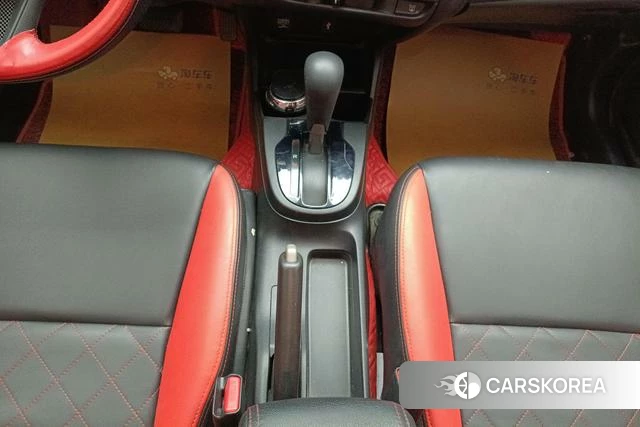 Honda Fit 2018 Белый из Китая, фото 2