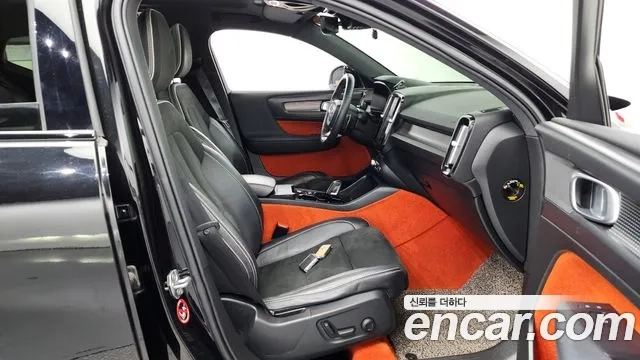 Volvo XC40 2020 Черный из Кореи, фото 2