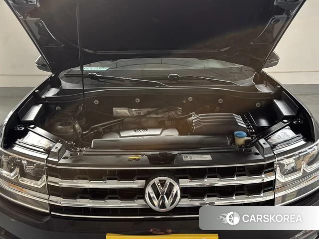 Volkswagen Tourang 2019 Черный из Китая, фото 2