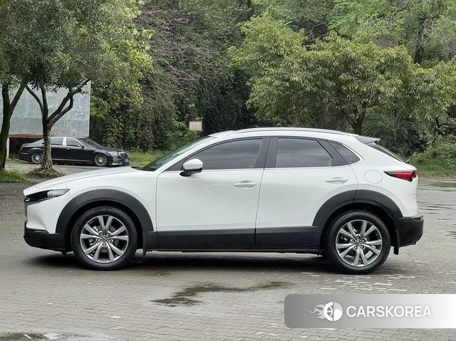 Mazda CX-30 2021 Белый из Китая, фото 2