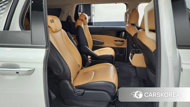 Kia Carnival 4th generation 2022 Белый из Кореи, фото 2