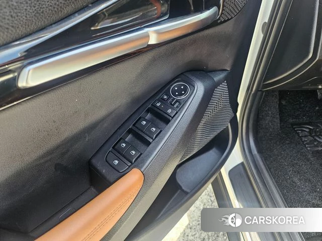 Kia The New Seltos 2023 Белый из Кореи, фото 2