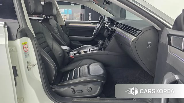 Volkswagen Arteon 2019 Белый из Кореи, фото 2