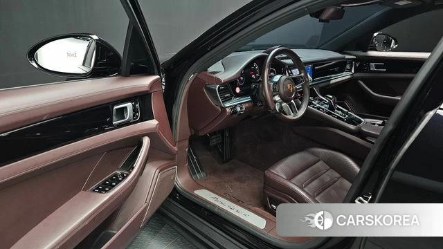 Porsche Panamera (971) 2018 Черный из Кореи, фото 2