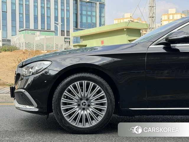 Mercedes-Benz E-class 2022 Черный из Китая, фото 2