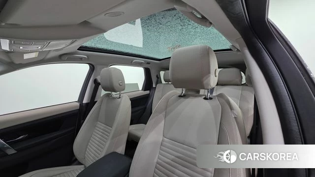 Land Rover Discovery Sports 2nd Generation 2023 Белый из Кореи, фото 2