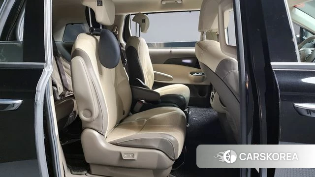 Kia Carnival 4th generation 2021 Черный из Кореи, фото 2
