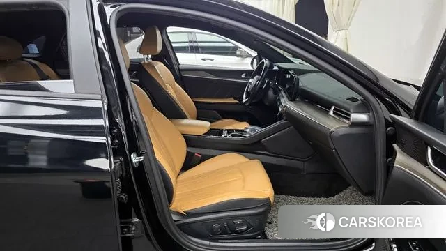 Kia K5 3rd generation 2021 Черный из Кореи, фото 2