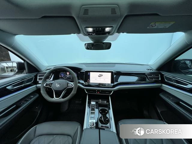 Volkswagen Tourang 2024 Черный из Китая, фото 2