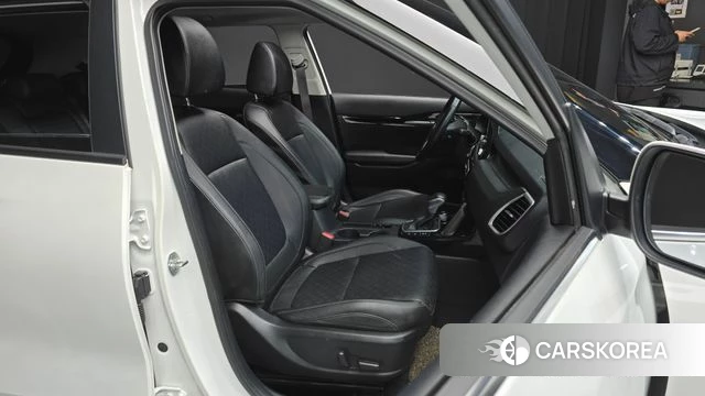 Kia Seltos 2021 Белый из Кореи, фото 2