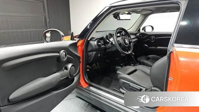 Mini Cooper 2019 Оранжевый из Кореи, фото 2