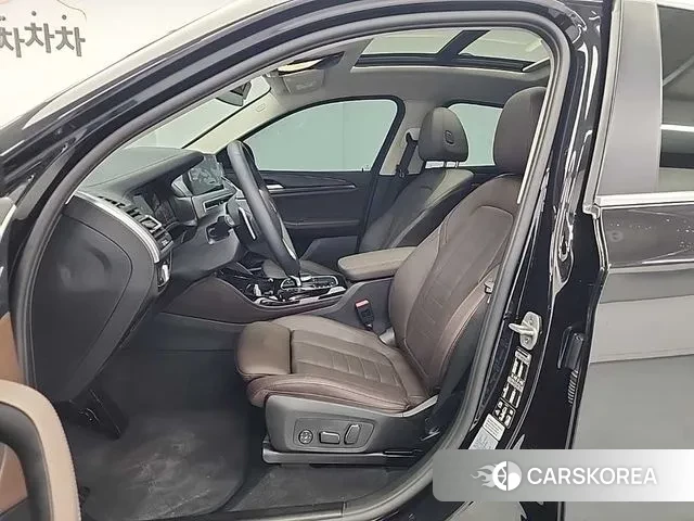 BMW X4 (G02) 2024 Черный из Кореи, фото 2