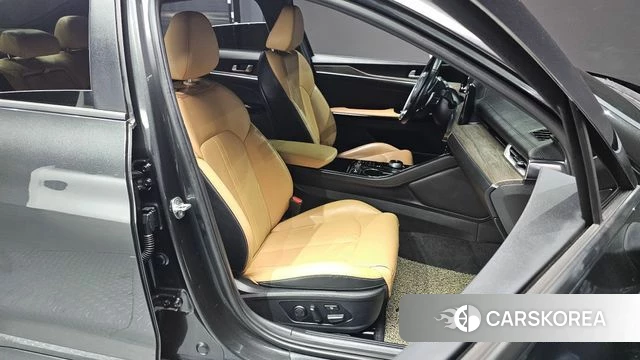 Kia K5 3rd generation 2021 Черный из Кореи, фото 2