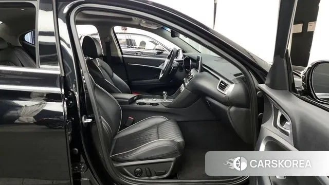 Genesis G70 2019 Черный из Кореи, фото 2