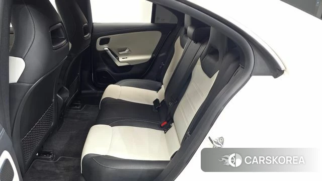 Mercedes-Benz CLA-Class C118 2021 Белый из Кореи, фото 2